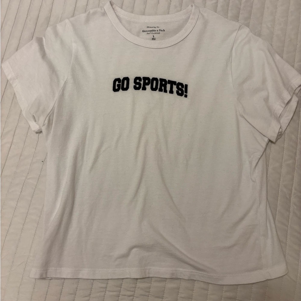 Abercrombie & Fitch White Kids T-Shirt with 'Go Sports!' Print